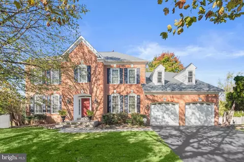 21527 Fox Field Cir, Germantown, MD 20876