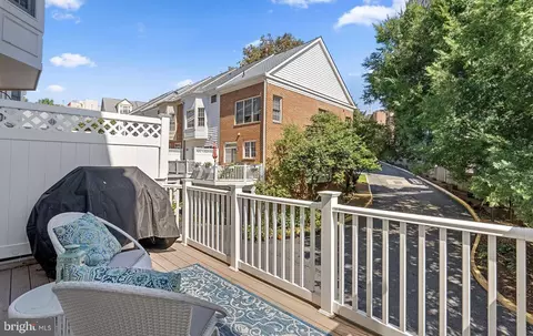 Exterior - 8509 2nd Ave, Silver Spring, MD 20910 photo 3 of 3