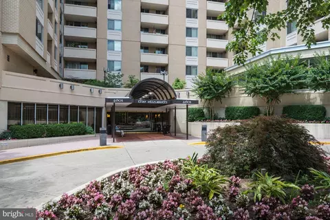 4601 N Park Ave N #402-B, Chevy Chase, MD 20815