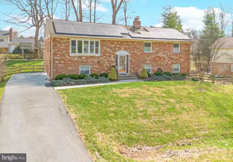 19005 Mount Airey Rd, Brookeville, MD 20833