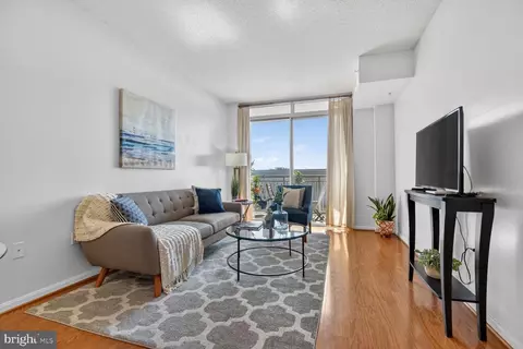 930 Wayne Ave #1302, Silver Spring, MD 20910 photo 9