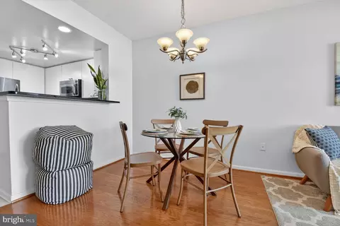 930 Wayne Ave #1302, Silver Spring, MD 20910 photo 16