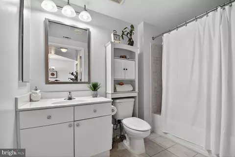 930 Wayne Ave #1302, Silver Spring, MD 20910 photo 31