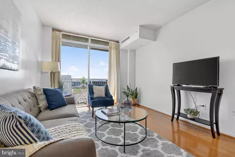 930 Wayne Ave #1302, Silver Spring, MD 20910 photo 10