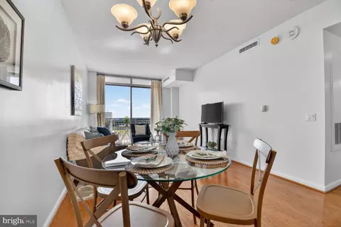 930 Wayne Ave #1302, Silver Spring, MD 20910 photo 6