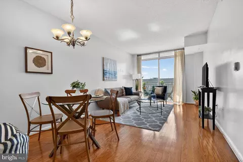 930 Wayne Ave #1302, Silver Spring, MD 20910 photo 11