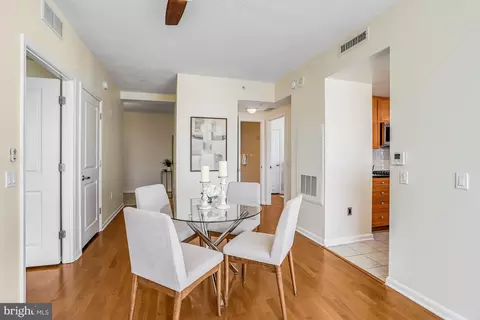 Dining - 930 Wayne Ave #1009, Silver Spring, MD 20910 photo 3 of 3