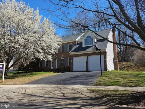 14019 Weeping Cherry Dr, Rockville, MD 20850