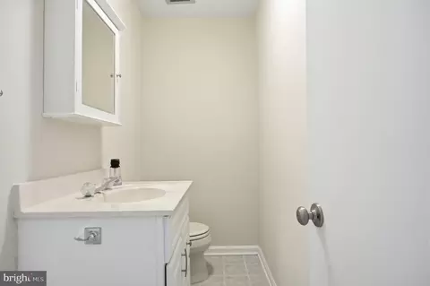 Entry Way - 3221 Beret Ln, Silver Spring, MD 20906 photo 3 of 4