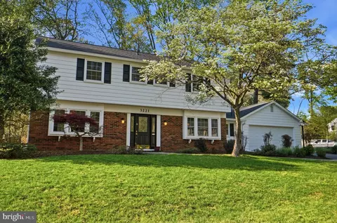 Exterior - 3221 Beret Ln, Silver Spring, MD 20906 photo 10 of 13