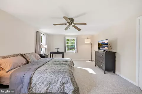 Bedroom - 3221 Beret Ln, Silver Spring, MD 20906 photo 2 of 10
