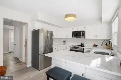 Kitchen - 3221 Beret Ln, Silver Spring, MD 20906 photo 2 of 4