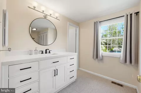 Bath - 3221 Beret Ln, Silver Spring, MD 20906 photo 1 of 3