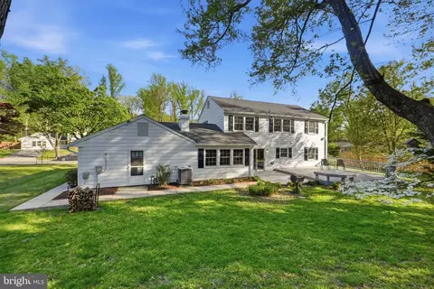 Exterior - 3221 Beret Ln, Silver Spring, MD 20906 photo 4 of 13