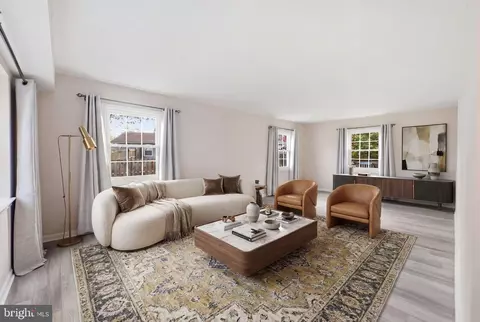 Living - 3221 Beret Ln, Silver Spring, MD 20906 photo 1 of 3