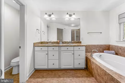 Bath - 1627 Whitehall Dr, Silver Spring, MD 20904 photo 2 of 5