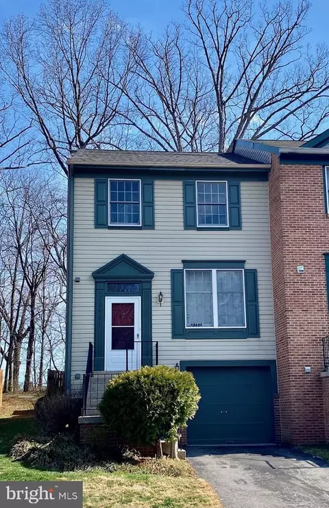 12421 Walnut Cove Cir, Germantown, MD 20874