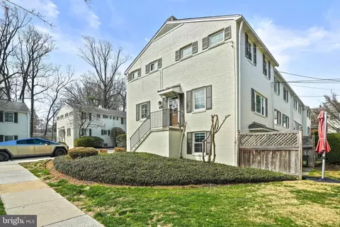 5336 Pooks Hill Rd #5336, Bethesda, MD 20814