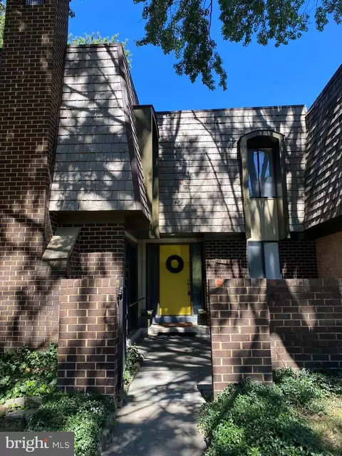 9537 Fern Hollow Way, Montgomery Village, MD 20886
