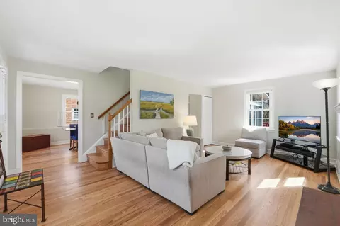 2406 Churchill Rd, Silver Spring, MD 20902 photo 3