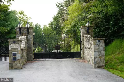 12000 River Rd, Potomac, MD 20854 photo 2