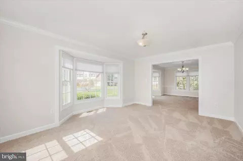 Living - 17900 Hickman St, Poolesville, MD 20837 photo 2 of 8