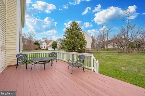 Exterior - 17900 Hickman St, Poolesville, MD 20837 photo 4 of 16