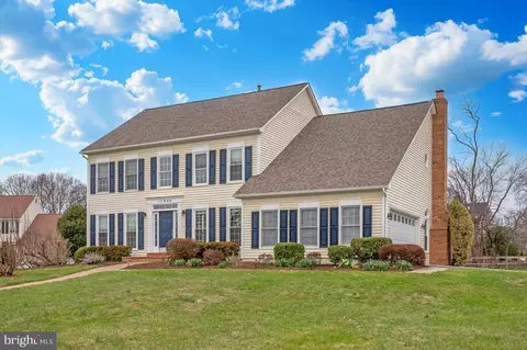 Exterior - 17900 Hickman St, Poolesville, MD 20837 photo 8 of 16