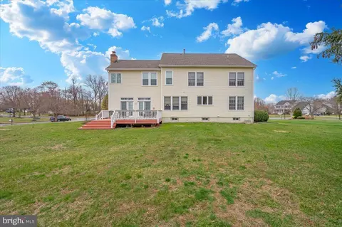 Exterior - 17900 Hickman St, Poolesville, MD 20837 photo 7 of 16