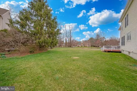 Exterior - 17900 Hickman St, Poolesville, MD 20837 photo 6 of 16