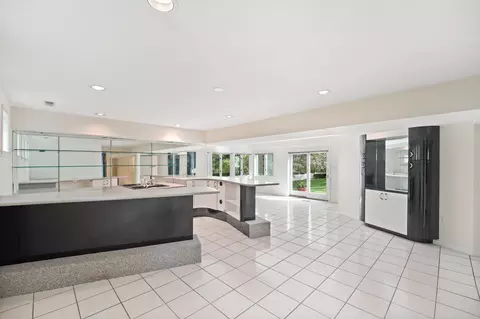 Living - 18 Pinebark Ct, Brinklow, MD 20862 photo 13 of 13