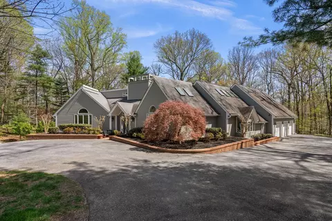 Exterior - 18 Pinebark Ct, Brinklow, MD 20862 photo 3 of 18