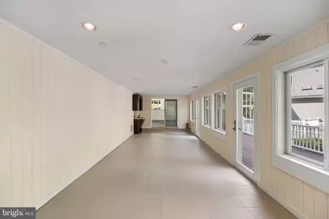 Entry Way - 18 Pinebark Ct, Brinklow, MD 20862 photo 2 of 2