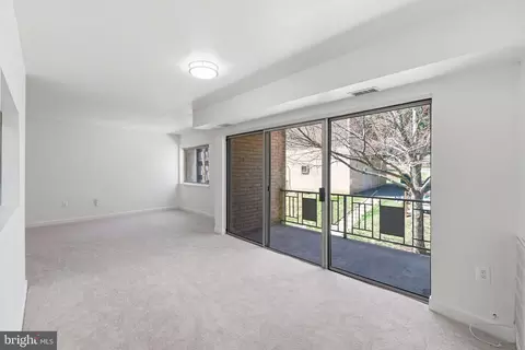 12203 Academy Way #9, Rockville, MD 20852