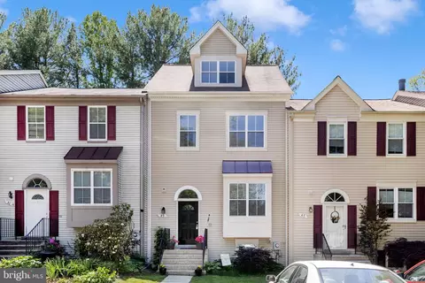 49 Lake Park Ct #954, Germantown, MD 20874