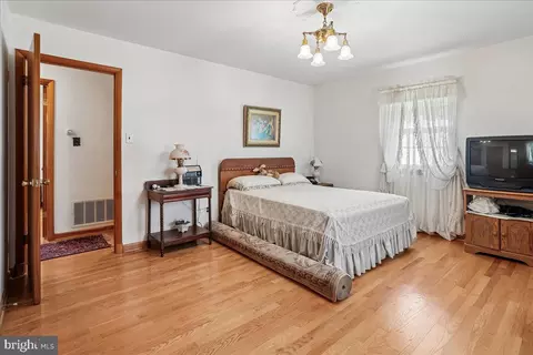 Bedroom - 21909 Frederick Rd, Boyds, MD 20841 photo 1 of 4