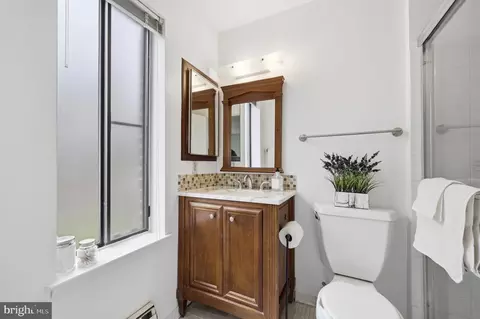 Bath - 15311 Pine Orchard Dr #87-2A, Silver Spring, MD 20906 photo 1 of 3