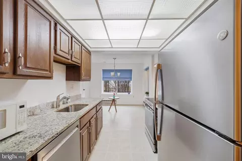 Kitchen - 15311 Pine Orchard Dr #87-2A, Silver Spring, MD 20906 photo 1 of 2