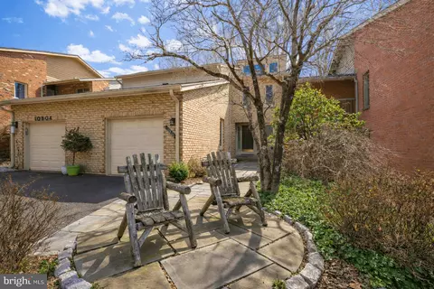 10806 Whiterim Dr, Potomac, MD 20854