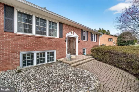 15016 Timberlake Dr, Silver Spring, MD 20905 photo 4