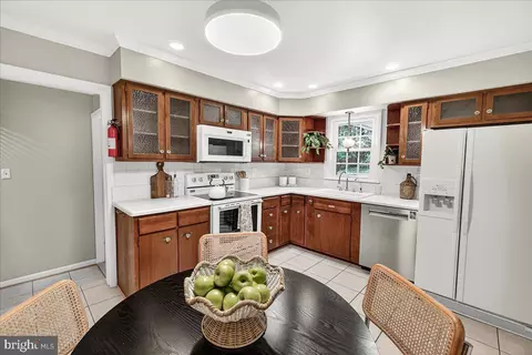 15016 Timberlake Dr, Silver Spring, MD 20905 photo 13