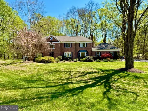 12321 Rivers Edge Dr, Potomac, MD 20854