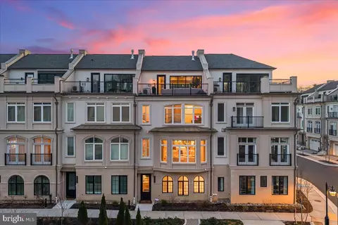 8197 River Rd, Bethesda, MD 20817