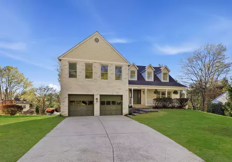 4843 Hornbeam Dr, Rockville, MD 20853