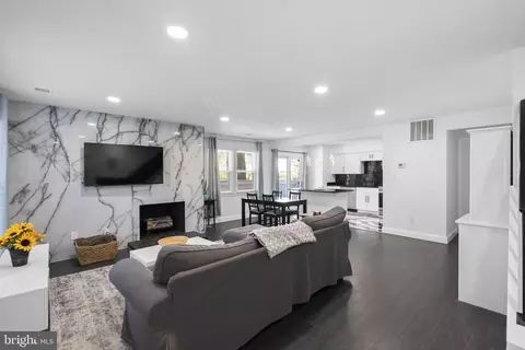 11317 Hawks Ridge Ter #91, Germantown, MD 20876