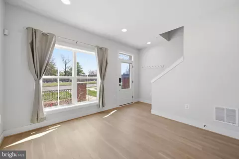 Living - 12626 Layhill Rd, Silver Spring, MD 20906 photo 1 of 6