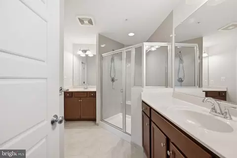 Bath - 12626 Layhill Rd, Silver Spring, MD 20906 photo 1 of 2