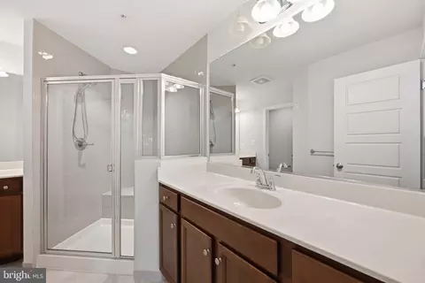 Bath - 12626 Layhill Rd, Silver Spring, MD 20906 photo 2 of 2