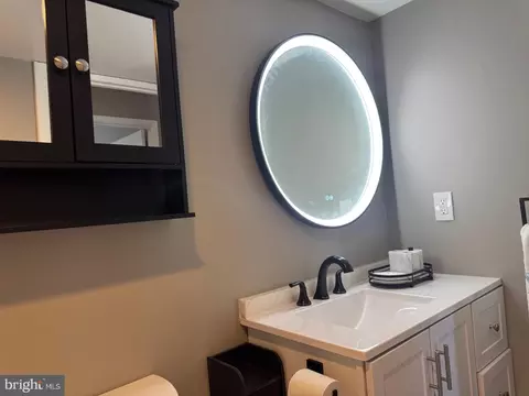 8830 Piney Branch Rd #803, Silver Spring, MD 20903 photo 35