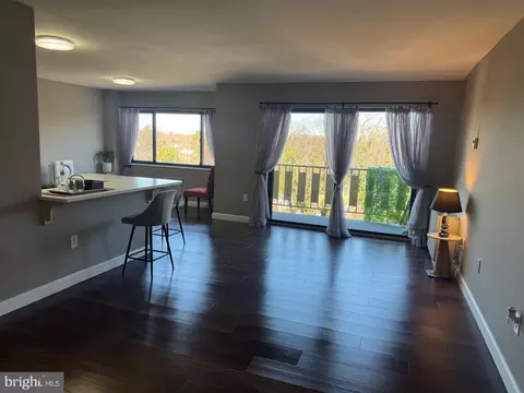 8830 Piney Branch Rd #803, Silver Spring, MD 20903 photo 9